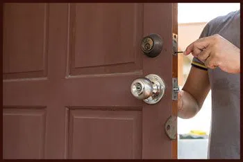 Locksmith Solution Services Nashville, TN 615-442-8610 Locksmith Solution Services Nashville, TN 615-442-8610